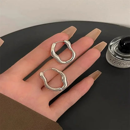 Gold Silver Color Irregular Geometric Metallic Hoop Earrings for Women Simple Cool Ear Buckle Personalized Party Fashion Jewelry