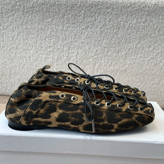 BAOGELAILAL2025S85 Spring/Summer New Flat Bottom Cross Strap Women's Low Heel Ballet Shoes Fashion Leather Single Shoes