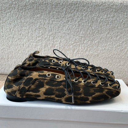 BAOGELAILAL2025S85 Spring/Summer New Flat Bottom Cross Strap Women's Low Heel Ballet Shoes Fashion Leather Single Shoes