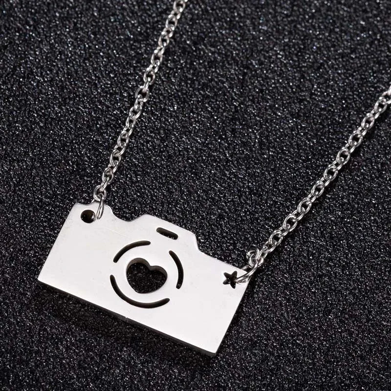 Sport Kayaking Pendant Neckalce Engraved Stainless Steel Jewelry for Women & Men Handmade Jewelry Surfing Boating Collares