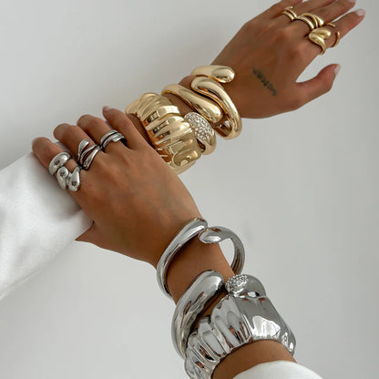 Ingemark Hip Hop Inlaid Rhinestones Water Drop Spring Bangle for Women Creative Irregular Chunky Bracelets Steampunk Jewelry Men