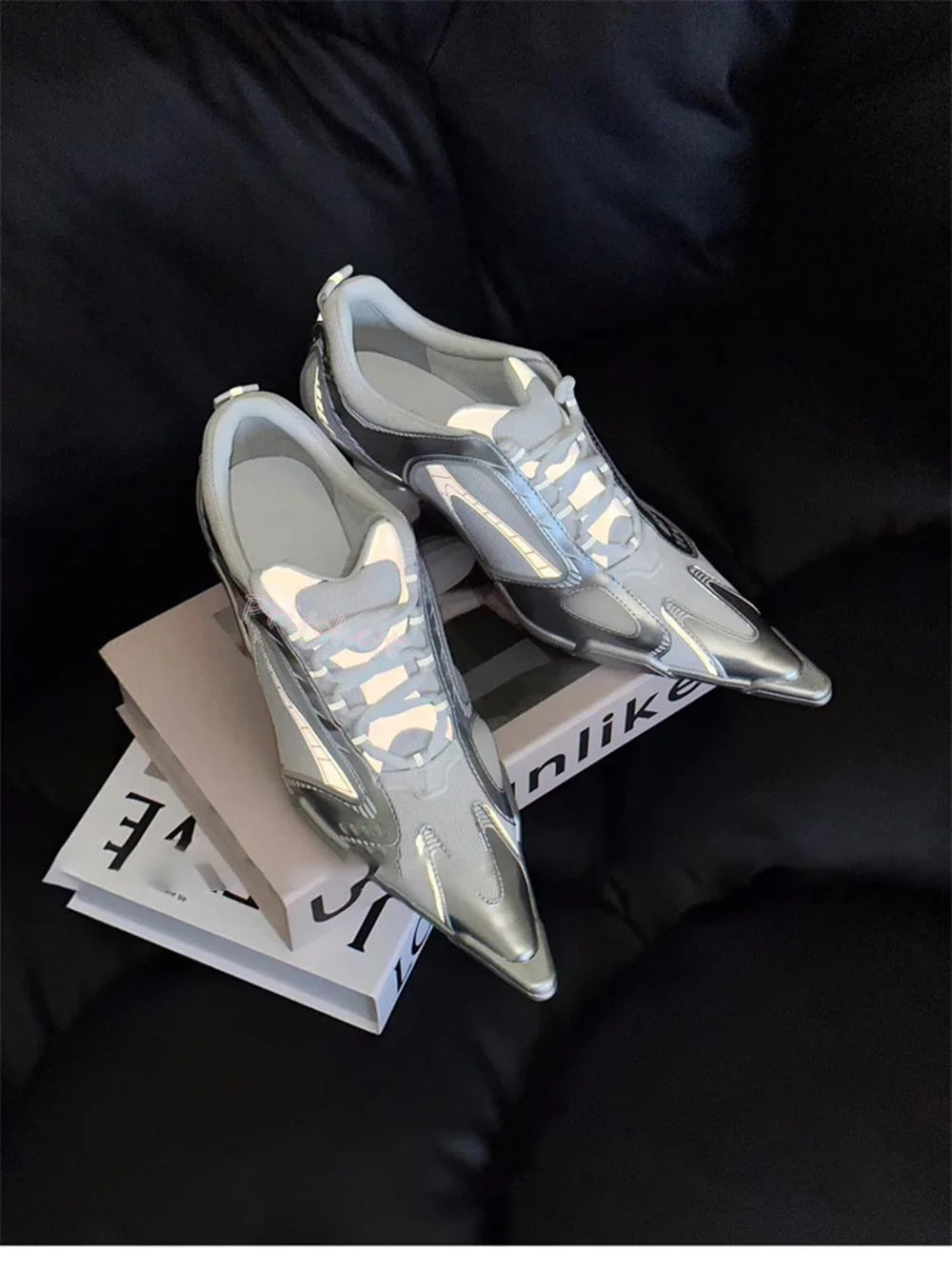 Sporty Ballet Casual Lace-up Sneaker Mesh Pointed Toe High Heels Women Stilettos Pumps Sexy Black Silver Girl Shoes Spring New