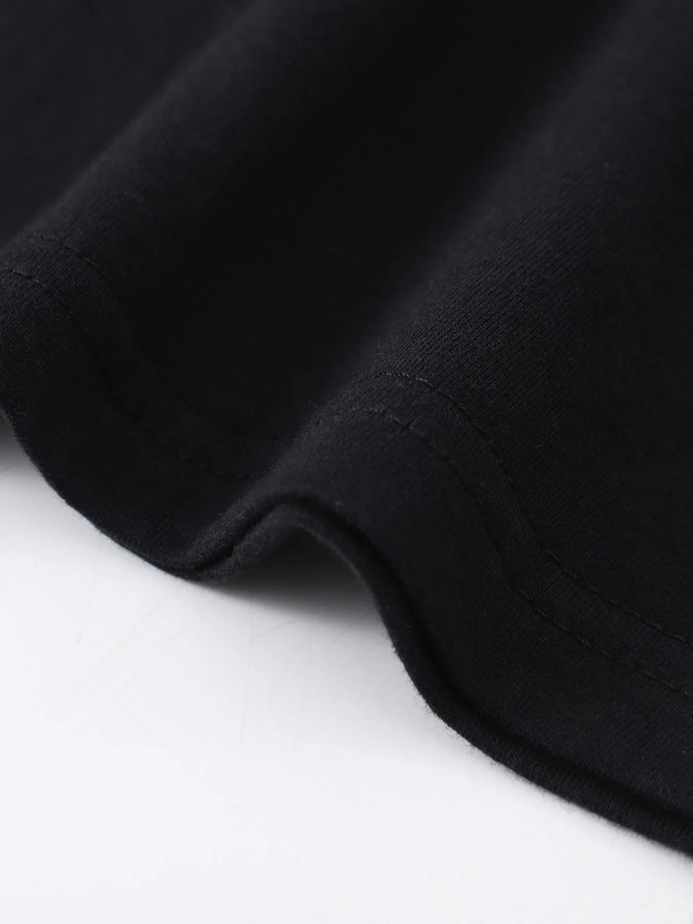 1pc Black Cotton "They Call Me GG Gangster Grandma" Graphic T-Shirt with Combed Design, Short Sleeve, Round Neck